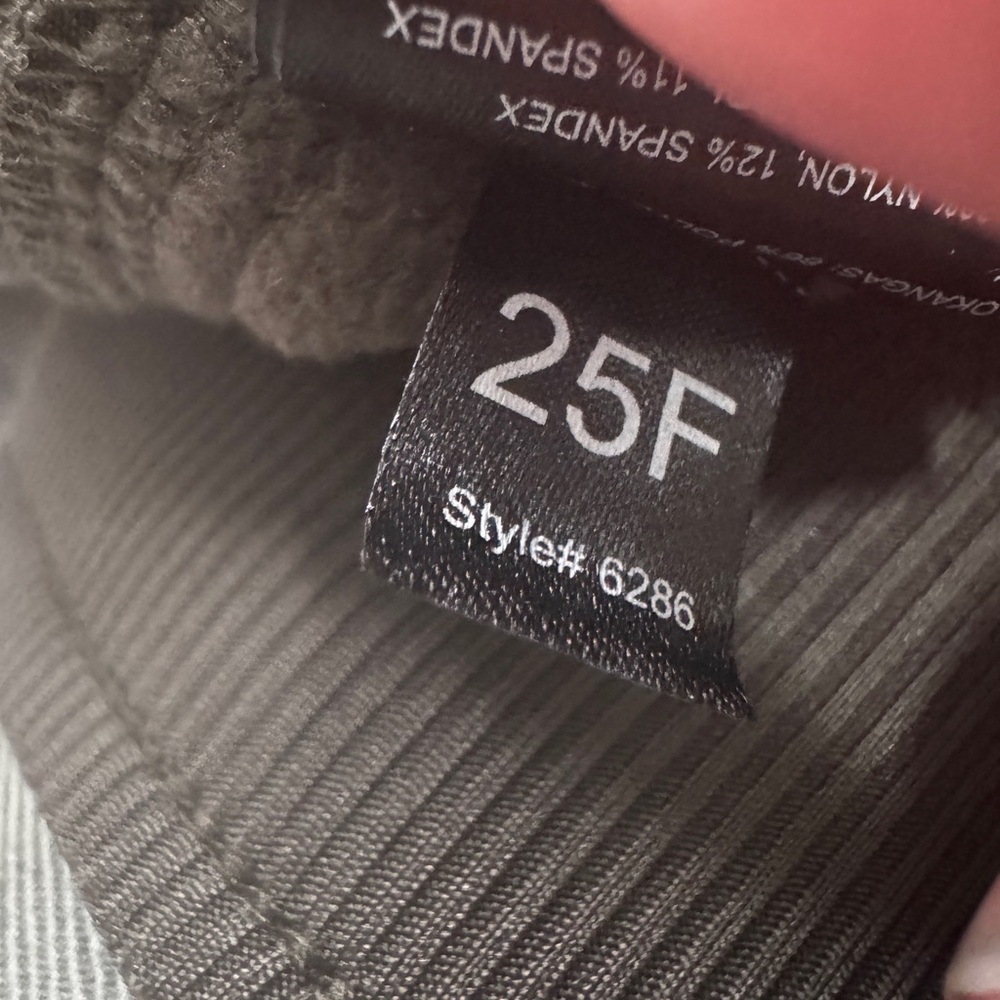 Kuhl Fleece Lined Frost Softshell  Hiking Pants Olive Green NWOT Size 4 - Picture 6 of 10